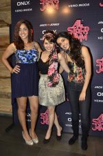 Mauli Dave, Shalmali Kholgade, Sarah Jane Dias at All star super jam in Mumbai on 21st Aug 2013 (114).JPG